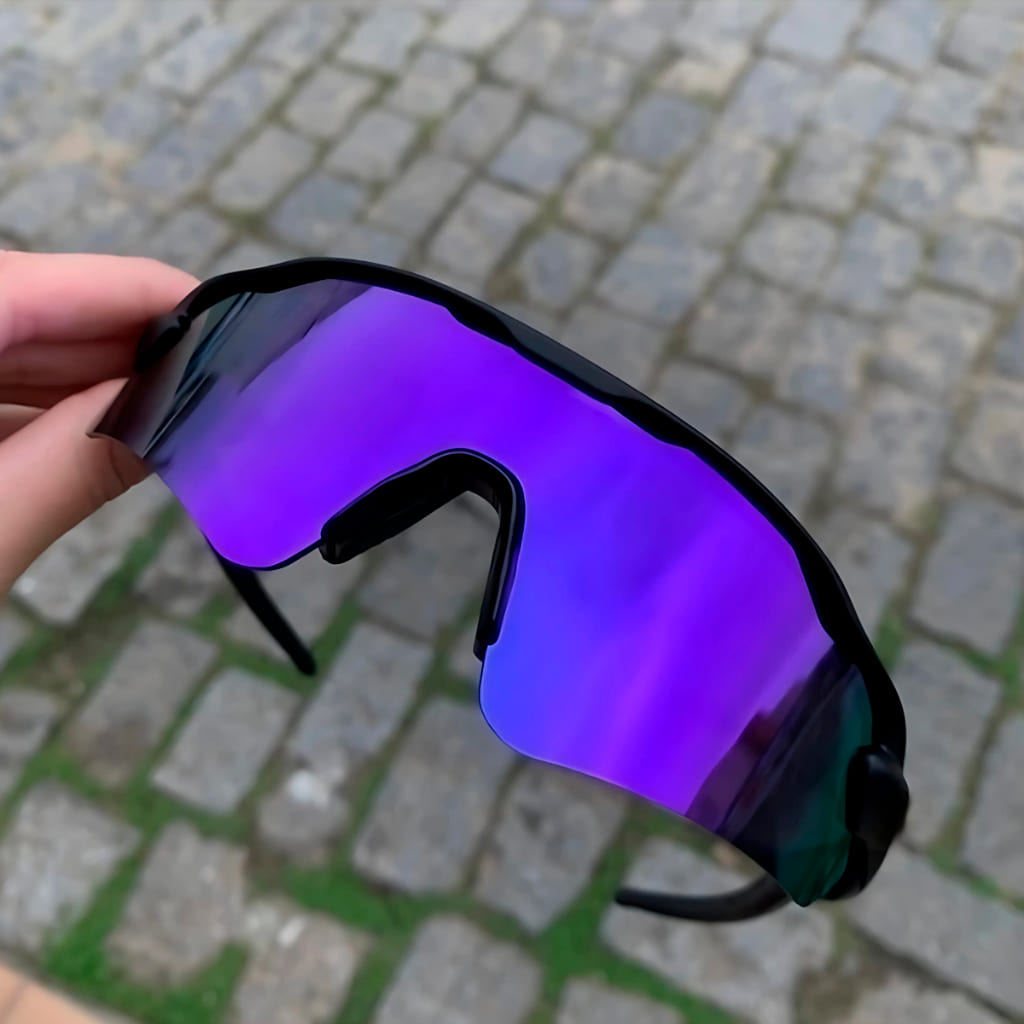 ÓCULOS ESPORTIVO - PRETO + ROXO
